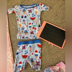 Little sleepies size 3T 2 piece short sleeve shorts shorts set